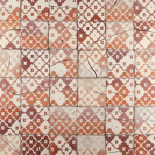 Chunky Red & White Geometric tiles with Cracks WHKVXF_CR