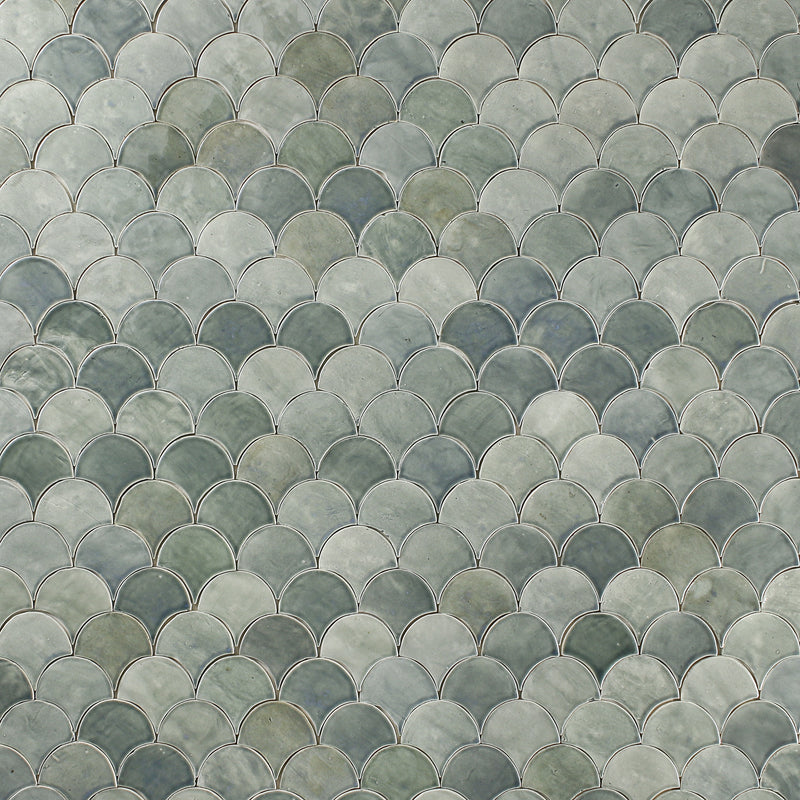 Fish Scale Tile Clear Grey Blend 3GY9S4 3C