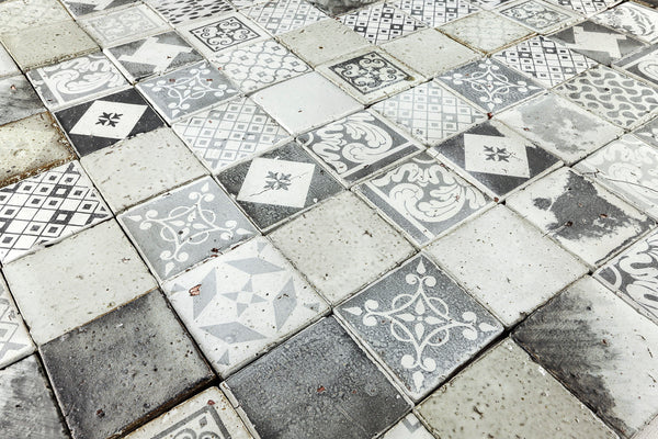 Square Chunky Tile Black patterns matt glaze 4XQN7G 8B