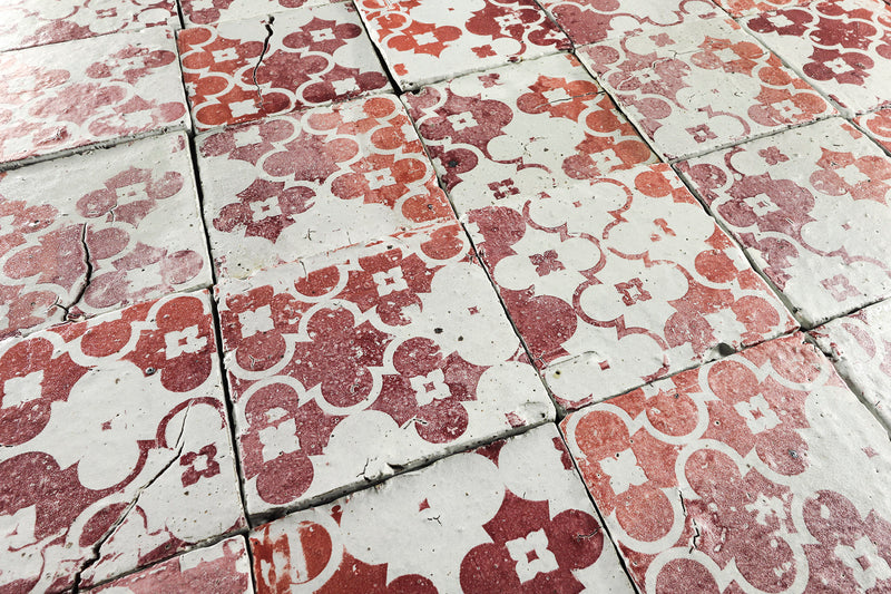Chunky square tile red pattern and plain on matt white A2DCGW 6B