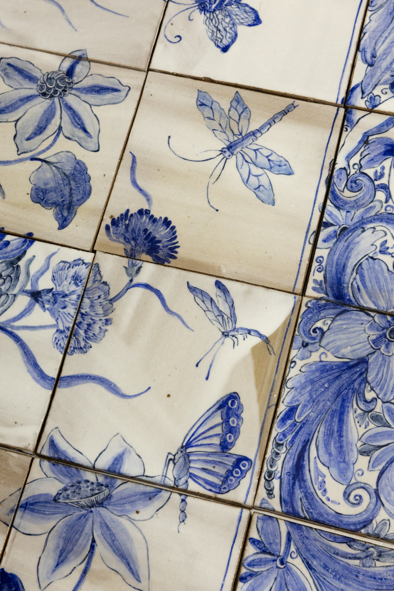 2.134m² Hand-Painted Delft Mural - 4HSFNS