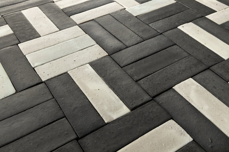Rectangular Klompie Matt Black & White Blend Tiles 77YK2F