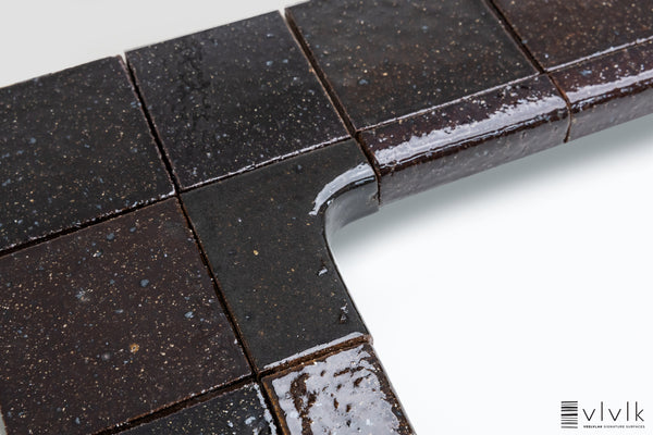 Soft edges on deep Brown Terminations - 8IGS9Z