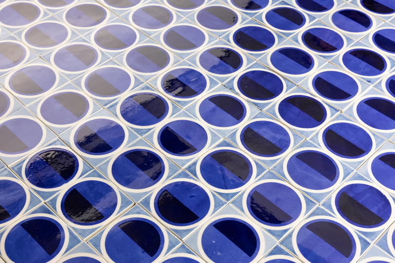 Geometric Circle Hand-Printed Blue and White Tiles - AKDEHG-EX