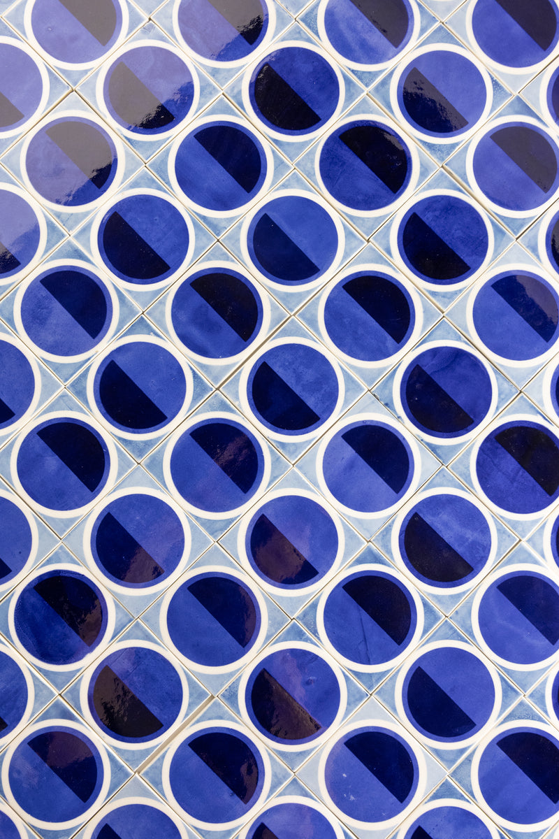 Geometric Circle Hand-Printed Blue and White Tiles - AKDEHG-EX