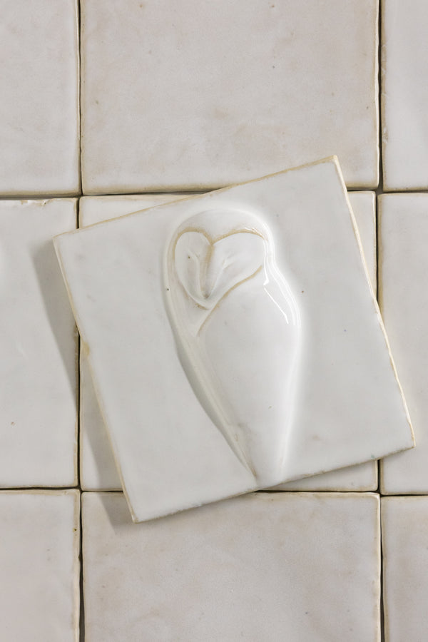White & Cream Sculptural Owl Figure Tiles - JG4AG6-WS