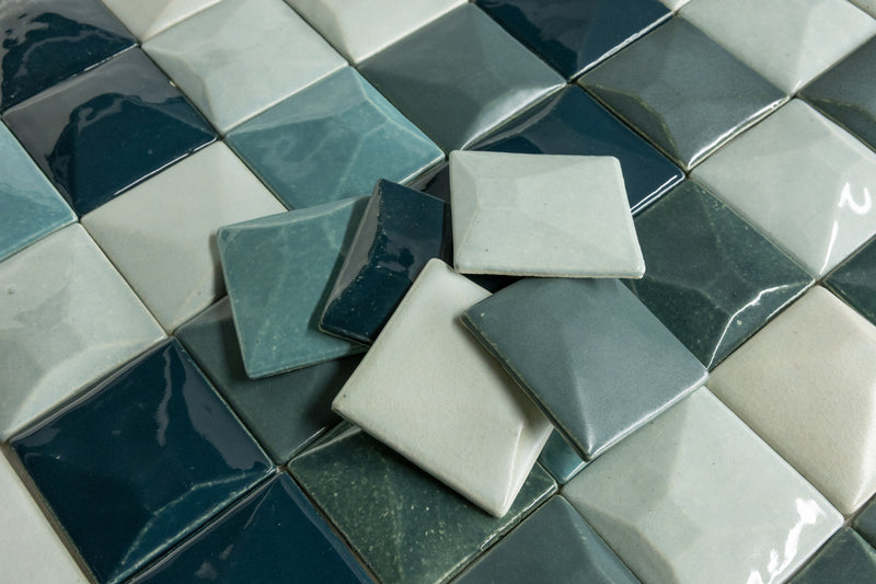 Blend of Aqua & Green 3D Pyramid Square - JKBEFA-EX-HP