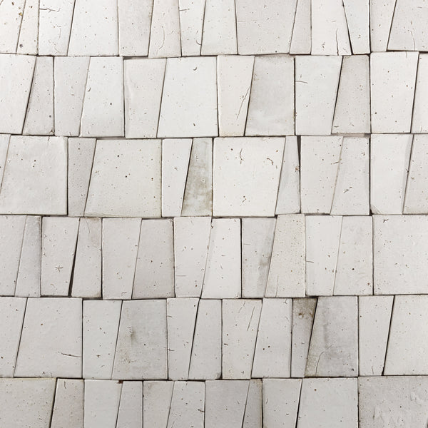 Off-White Wedge Tiles - KKZFDM