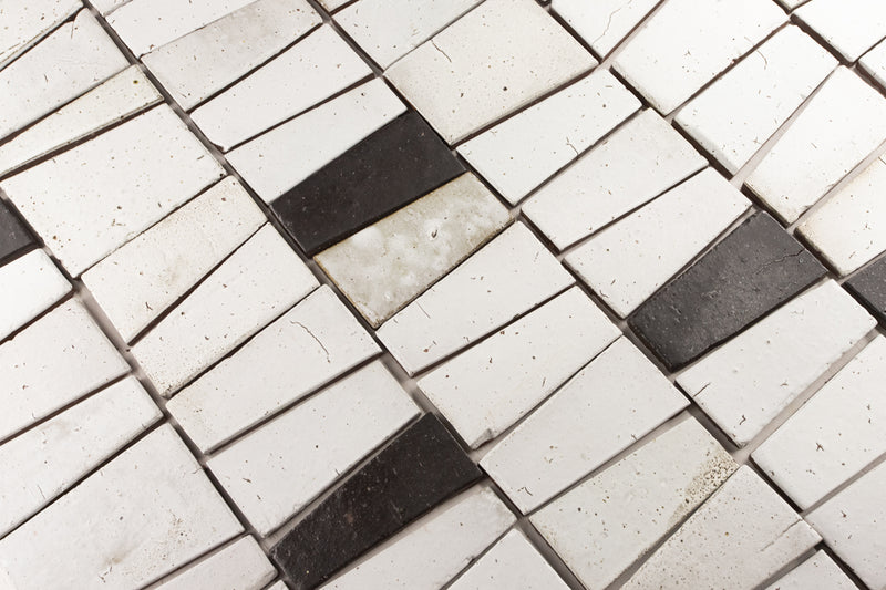 Angled Tile Design Matt Black & White Blend of Angled Tiles LGNLGY – VEELVLAK-Frēodōm