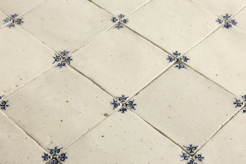 Painted Corners Blue & White Square Tiles - S6CAK8-WS