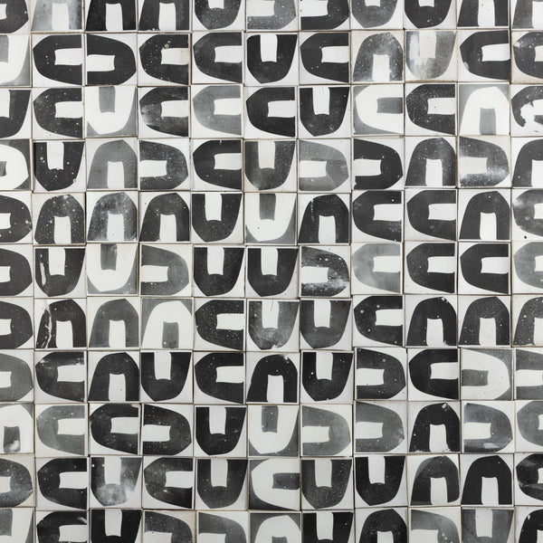 Hand-Printed Black & White Pattern - V60K8E-WS