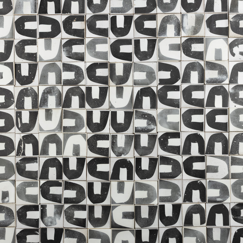 Hand-Printed Black & White Pattern - V60K8E-WS