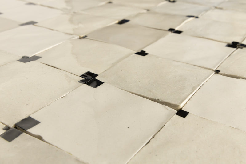 Cream Square Ceramic Tiles with Black Hand-Painted Corners - VBNQUZ-WS