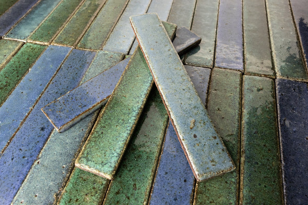 Blend of Green & Blue Rectangular Tiles Y3QVAM