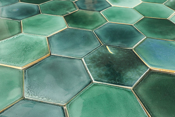 Green Glazed hexagon Tile 3FZFY7 5B