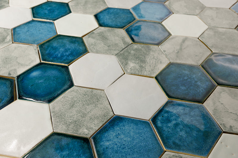 Aqua & White Blend on Glazed Hexagon Tiles 6L3W7S 10C