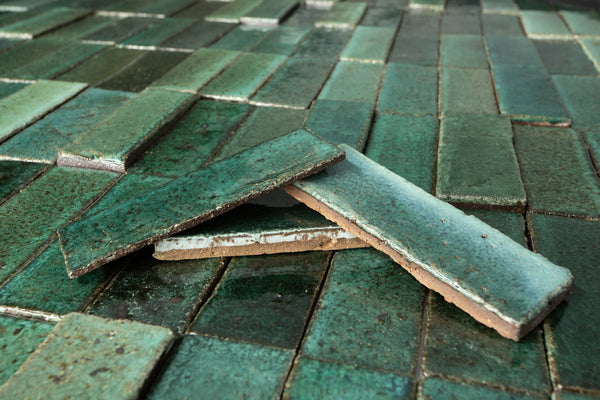 Rectangular Klompie Tile Blend of Green & Aqua in Gloss 83RPQS 8A