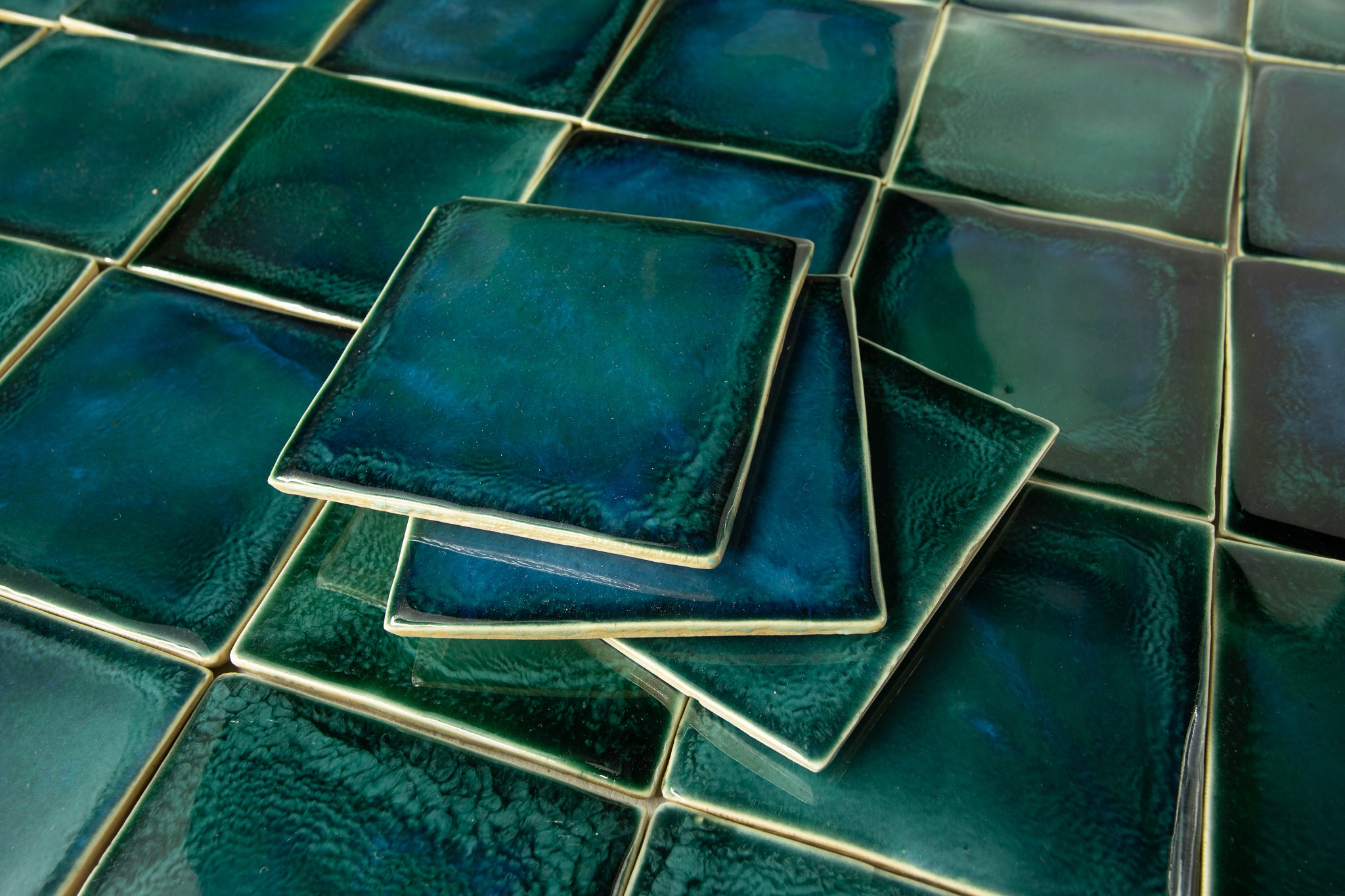 Green Gloss Hand Made Tile Bz2wcc Veelvlak Frēodōm