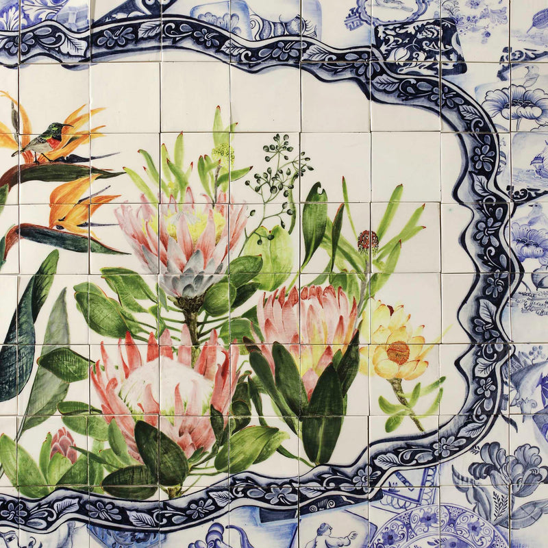 HAND PAINTED FYNBOS AND BLUE DELFT MURAL F6YVTJ