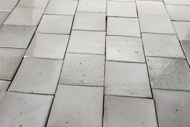 Square hand made tile - satin white blend KEEXKR