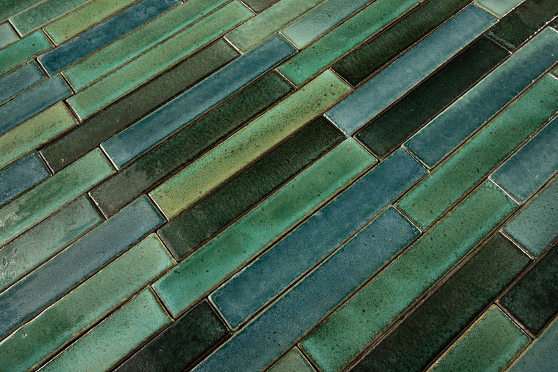 Blend of Greens & Blue Rectangular Tiles Q3VV9P 6C
