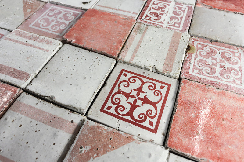 Red and white pattern matt tile 100x100 WDGE4S 11C