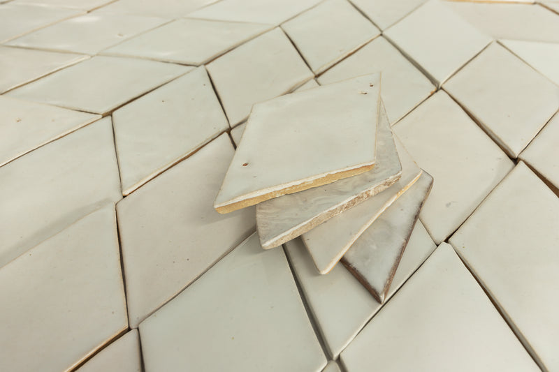 Diamond Tile Linen Whites WJHABR 9B