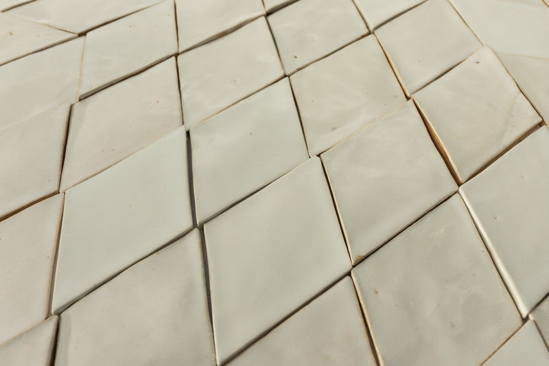 Diamond Tile Linen Whites WJHABR 9B